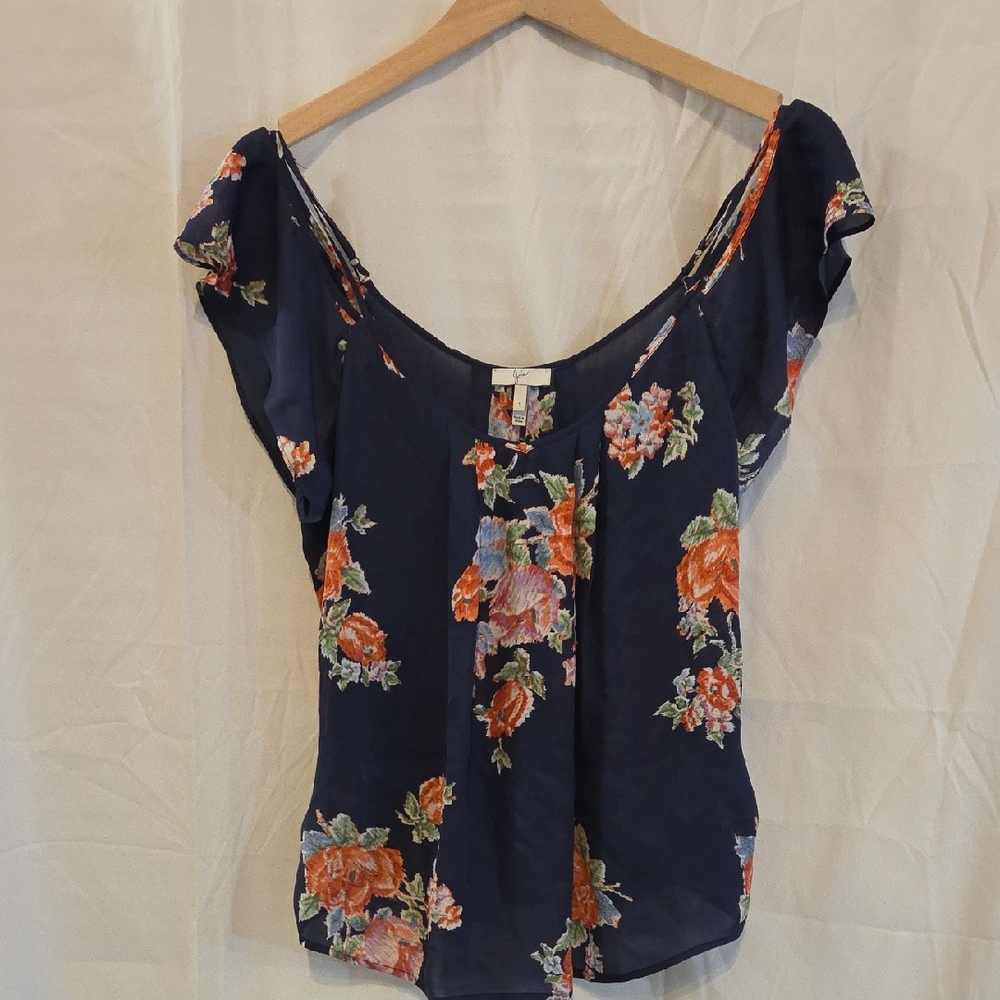 🌸 Joie Silk Top – Size Small
